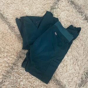 Caribbean blue figs scrub set